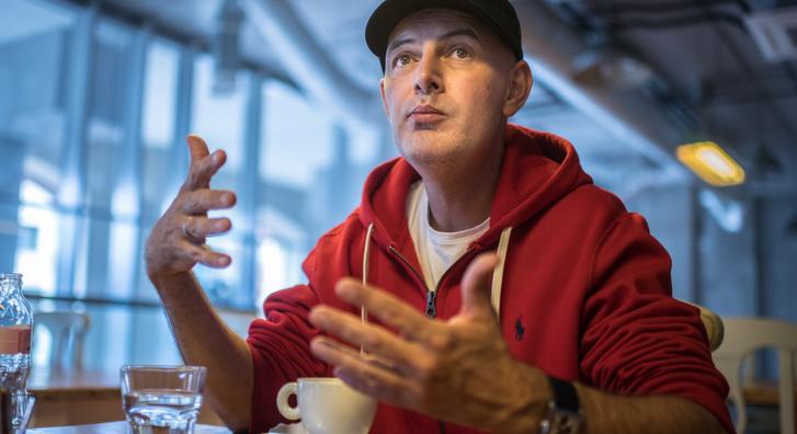 Vujity Tvrtko arra kéri a Napló készítőit, fejezzék be a műsort: „Adjátok vissza a kegyeleti méltóságát”