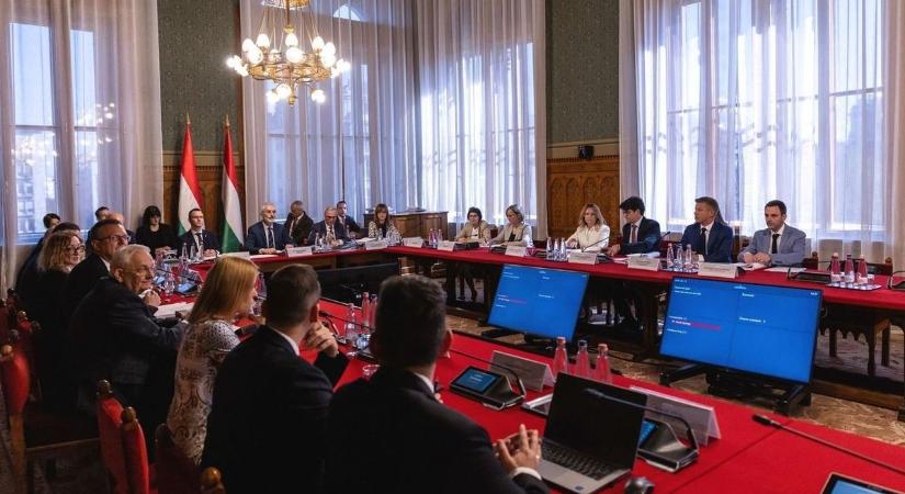 Május második hétvégéjén tarthatják az Országgyűlés alakuló ülését