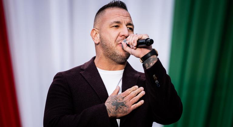 Curtis először szólalt meg a választások után: Csalódott vagyok, de nem változtatnék a politikai nézeteimen