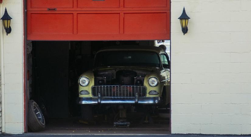 Otthon Centrum: áttörték a tízmilliós határt a garázsárak Budán