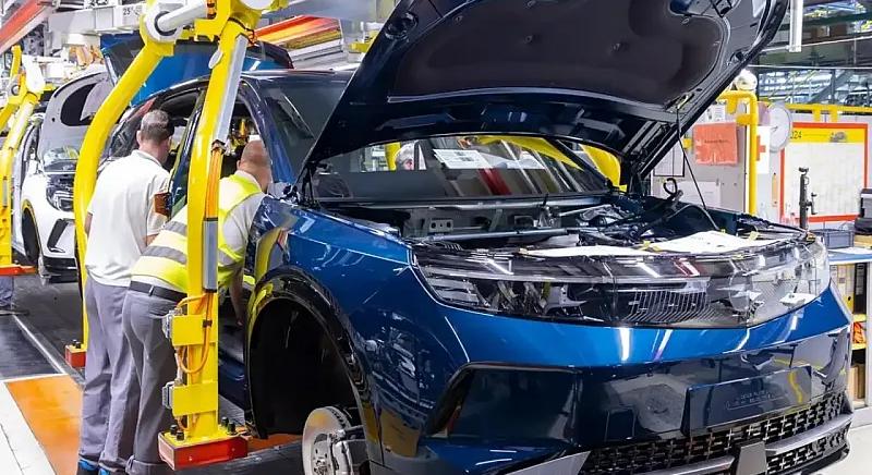 Leáll az autógyártás a Stellantis egyik történelmi üzemében