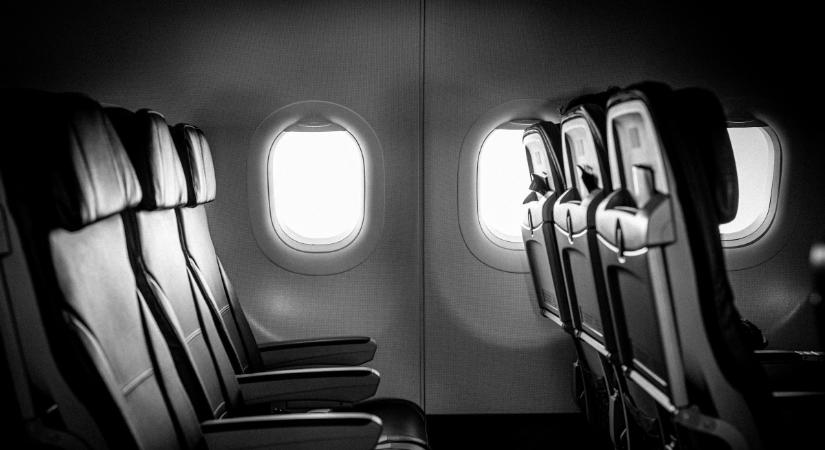 Több száz repülőgép-járatot töröltek az emelkedő üzemanyagárak miatt