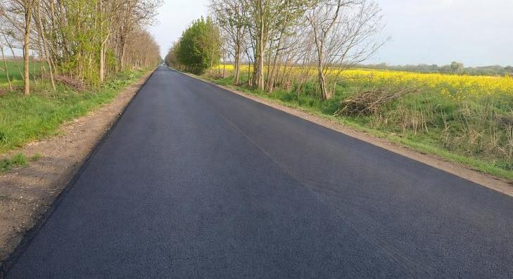 Újabb szakaszon újult meg az út Boldog és Tura között 
