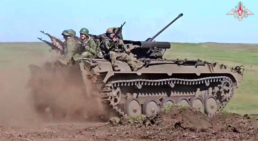 Oroszország új offenzívára készül Ukrajna délkeleti részén