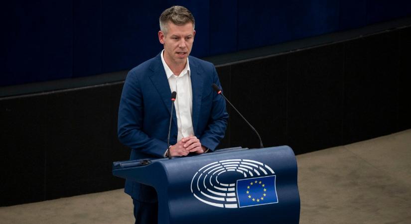Magyar Péter még egy ideig nem szólalhat fel az Európai Parlamentben