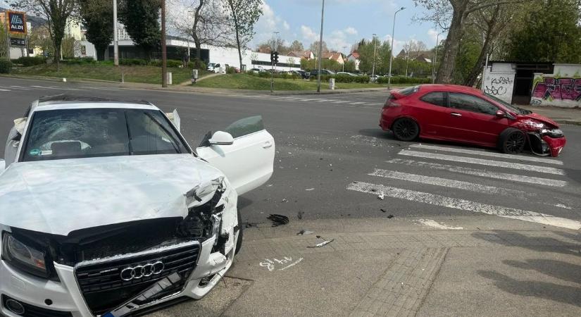 Hatalmas csattanás Pécs forgalmas kereszteződésében: valaki nagyot hibázott