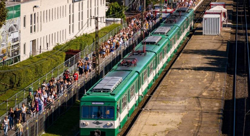 Azok, akik HÉV-vel utaznak, most nagyon jól figyeljenek