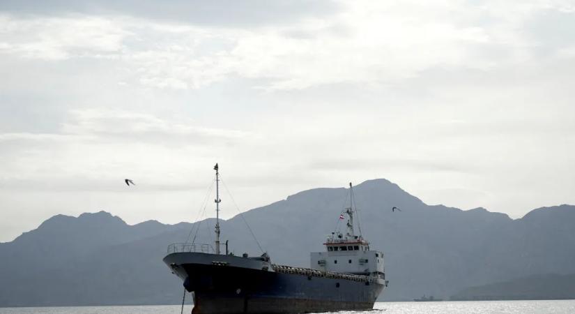 Irán megnyitja a Hormuzi-szorost a tűzszünet idejére