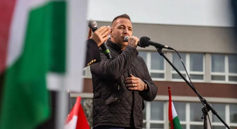 Curtis a gyűlölet helyett a zenére koncentrál