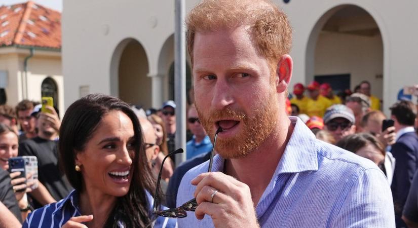 Nem húzott csili-vilit Meghan hercegné, mégis csak ámulunk az agyafúrt, bájos öltözékétől