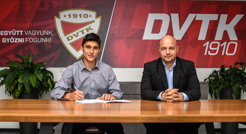 Szerződéshosszabbítást jelentett be a nehéz helyzetben lévő NB I-es klub