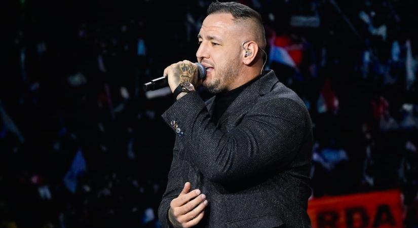 Kormányváltás ide vagy oda, a Curtis-filmet márpedig bemutatják