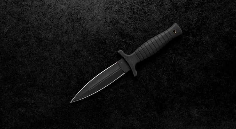 Kirabolta a dílert a debreceni Nagyállomáson