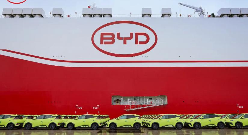 Súlyos vádak a szegedi BYD-gyár ellen: „Modern rabszolgaságot” emleget egy jelentés