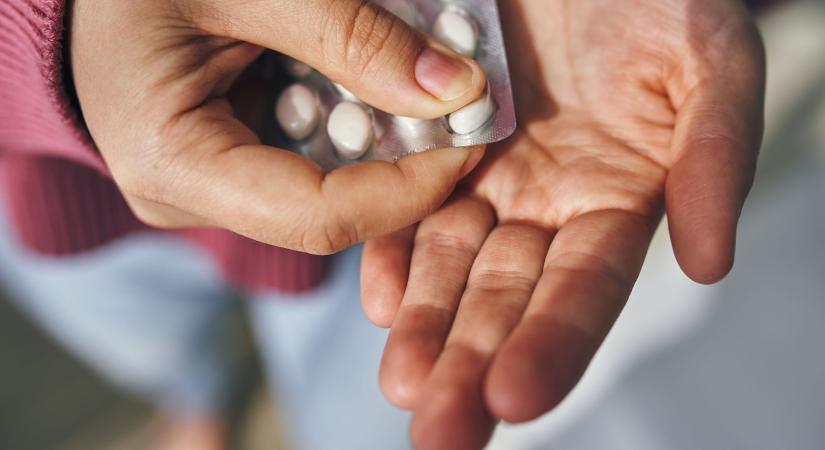 Egy ismert gyógyszert hívnak vissza, sokakat érint a hatóság döntése