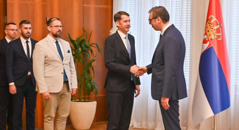 Pressburger Csaba: Levitézlett köpönyegforgatókkal semmiféle paktum nem köthető!