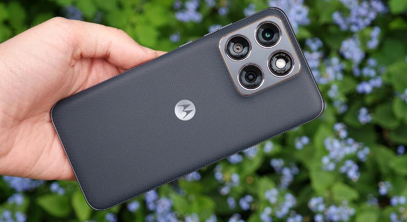 Beperelte a Motorola a fél közösségi médiát
