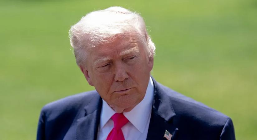 Donald Trump nukleáris porról, vélhetően Irán dúsított uránjának megszerzéséről posztolt