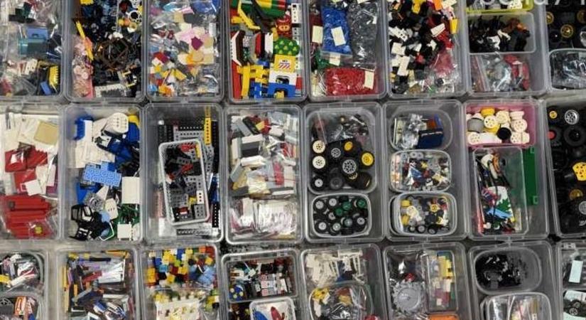 LEGO 2,5 millió forintért? 200 kiló építőkockát kínáltak, főként gyűjtőknek