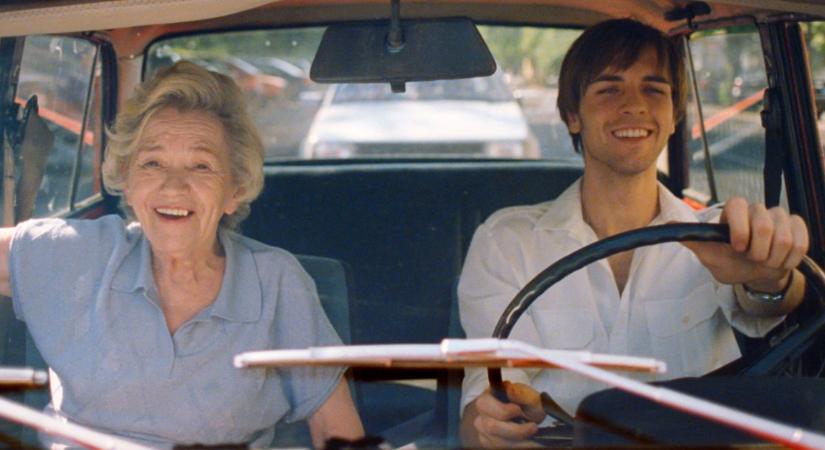 A történelem ismétli önmagát: A 10 legjobb film a rendszerváltásról, amit mindenkinek látni kell