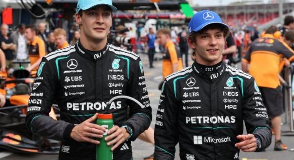 Még nem akarnak egymásra figyelni a Mercedes-pilóták