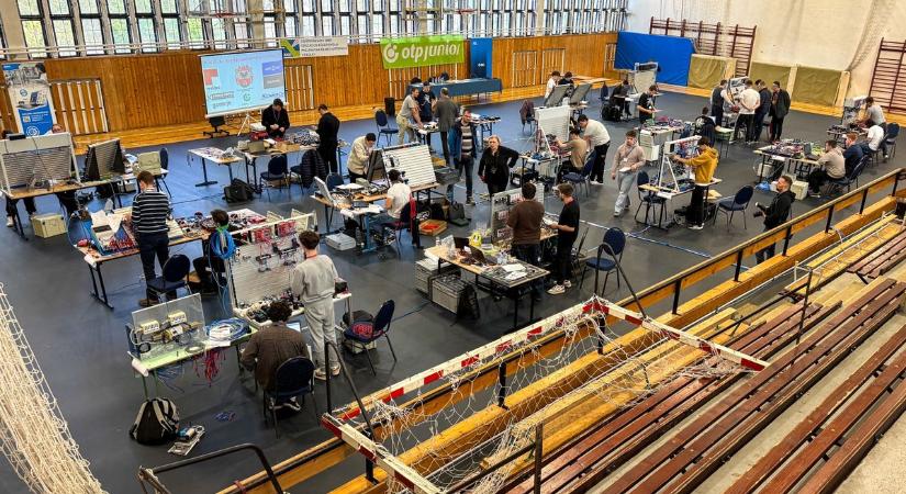 A gépek „szeme” és „keze”: a zalai városban méri össze tudását az ország legjobb 60 technikusa (galéria, videó)