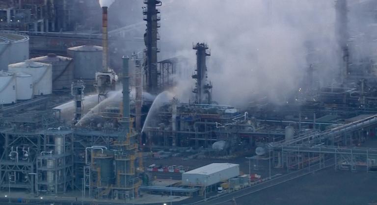 Leégett Ausztrália második legnagyobb finomítója, most vannak csak igazán bajban