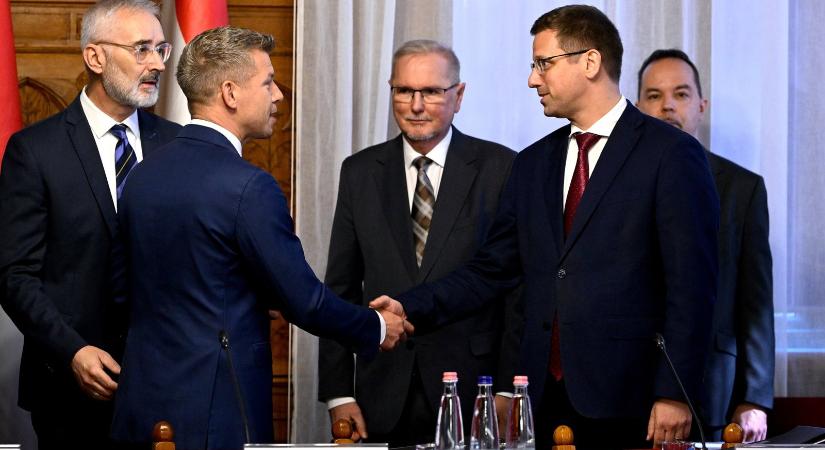 Magyar Péter Toroczkai Lászlóék megalázásával búcsúzott a parlamenti egyeztetéséről, kegyetlen beszólást intézett a Mi Hazánk felé