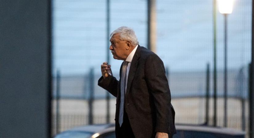 Csányi: Meglepődve hallgatom azokat, akik egyetértenek a vagyonadóval