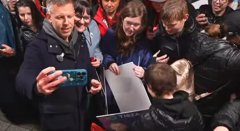 Egy választókerületben fordított a Tisza, újabb mandátum Magyar Péteréknek