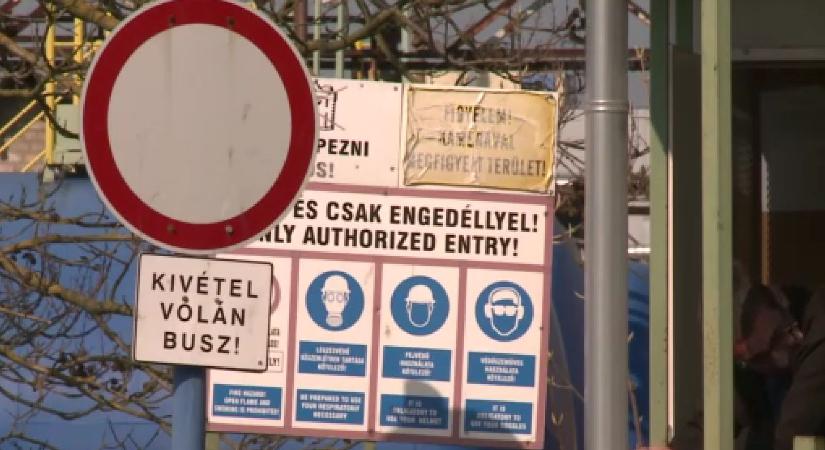 Éhségsztrájkolnak a sajóbábonyi üzem dolgozói