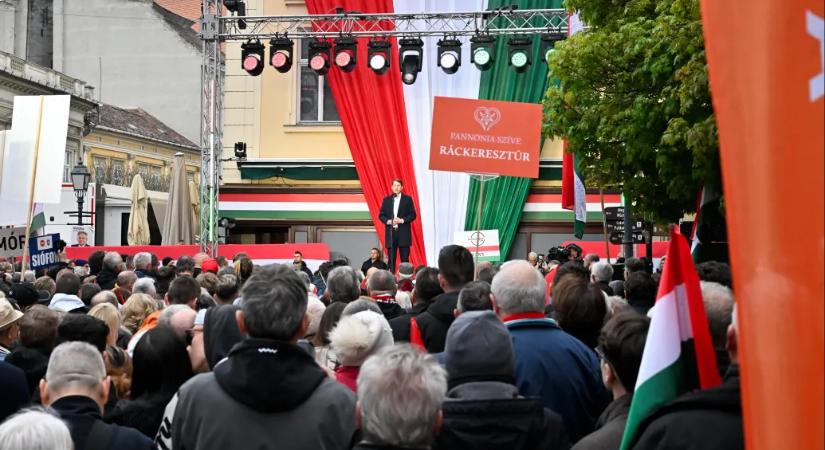 140 millió forint támogatást kapott az Orbán Viktorral együtt kampányoló Pásztor Bálint alapítványa a választás előtt egy hónappal