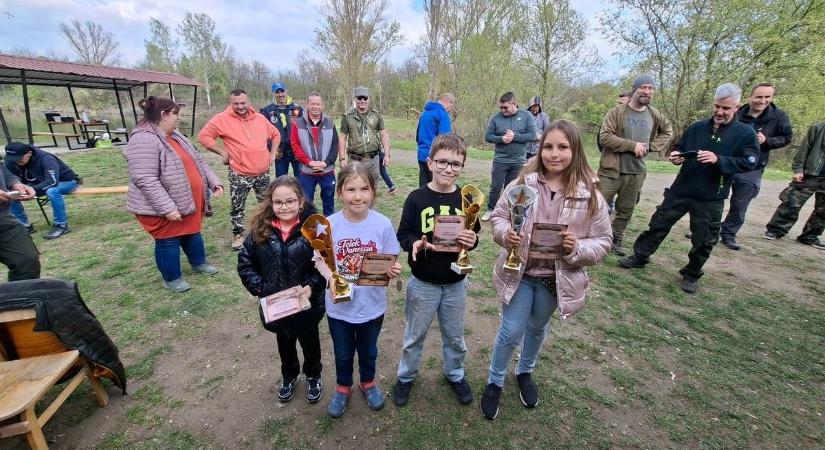 Nemzetközi mezőny, családias hangulat – sikerrel zárult az Aldebrő Kupa nevű csúzlis verseny