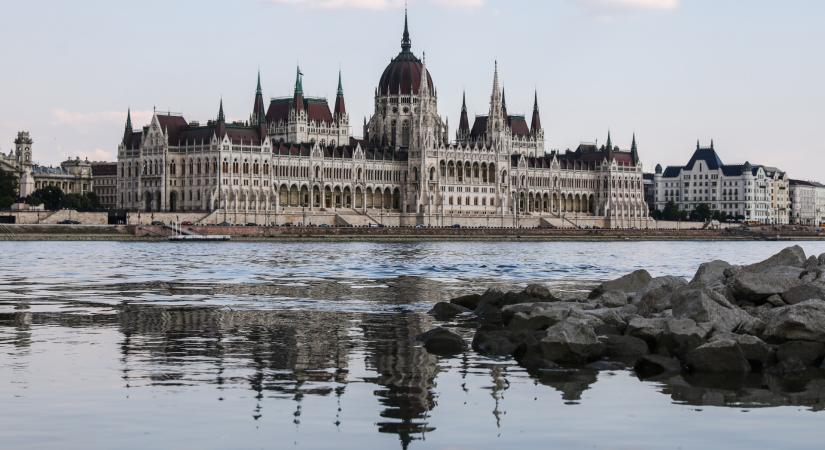 A harmadik billegő körzet is megfordult: 140 mandátumon a Tisza