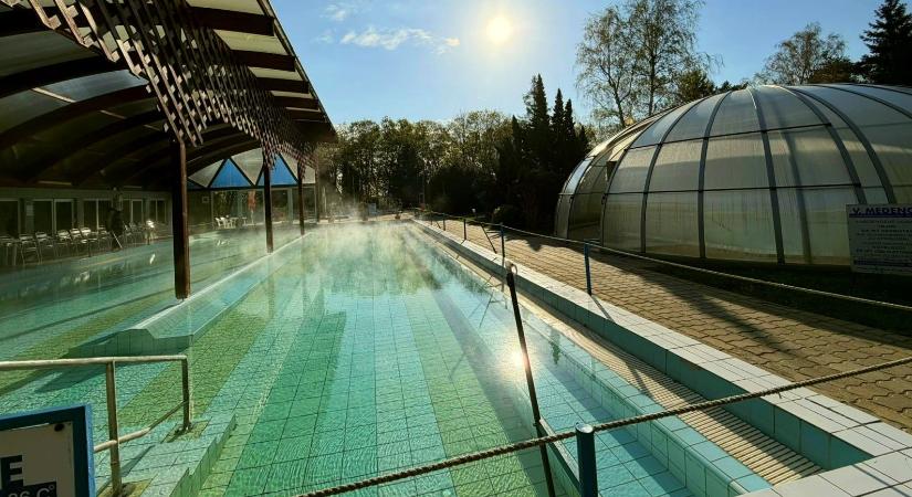 Meglepően kedvező árakkal nyitott újra ez a dunántúli termálfürdő