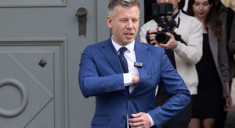 Durván nekiment a HírTV-nek Magyar Péter, retteghetnek a csatorna dolgozói?