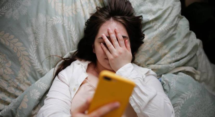 Nem csak fáradttá tesz a kevés alvás: meglepő hatása lehet a testsúlyodra