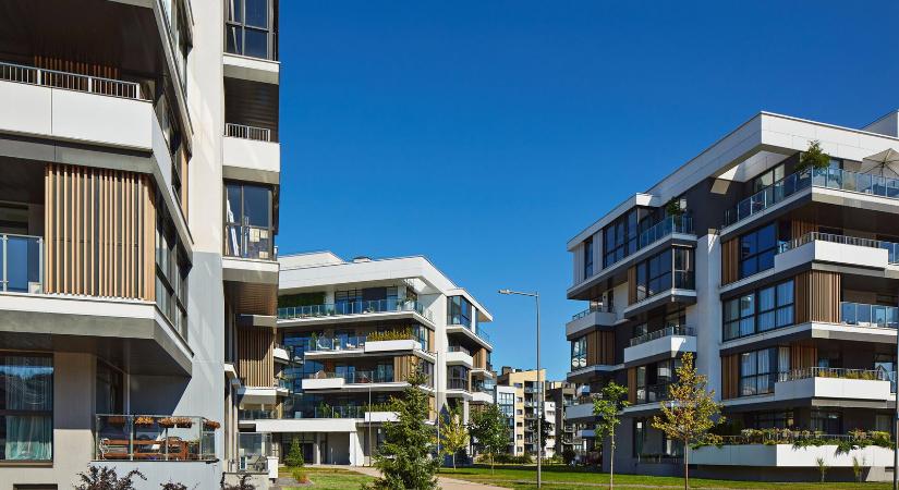 Kiara Lord mesés luxusban él, halomban állnak otthon a méregdrága holmik