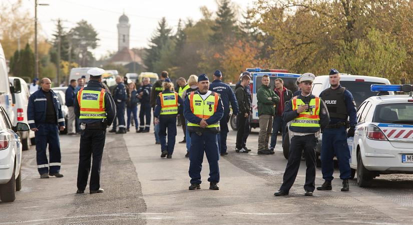 Budapest elesett: lezárt hidak, rakpartok és főutak