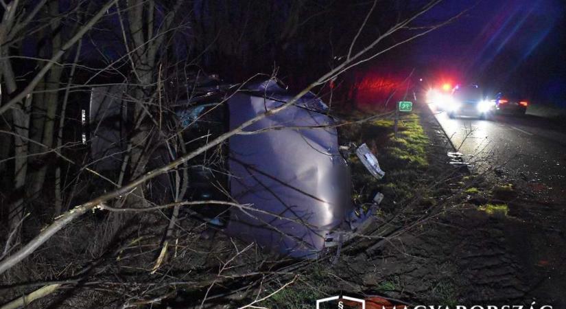 Részegen csapódott villanyoszlopnak – súlyosan megsérült a szabolcsi ámokfutó