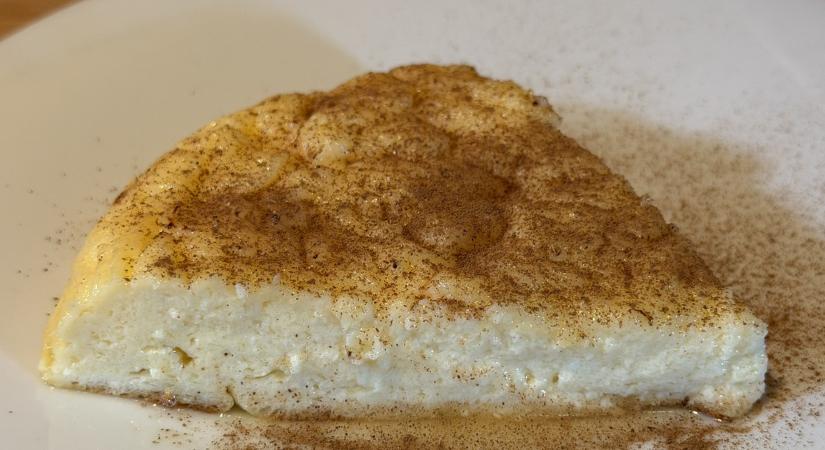 3 összetevő, 25 perc: Ez a joghurtos süti lesz az új kedvenced