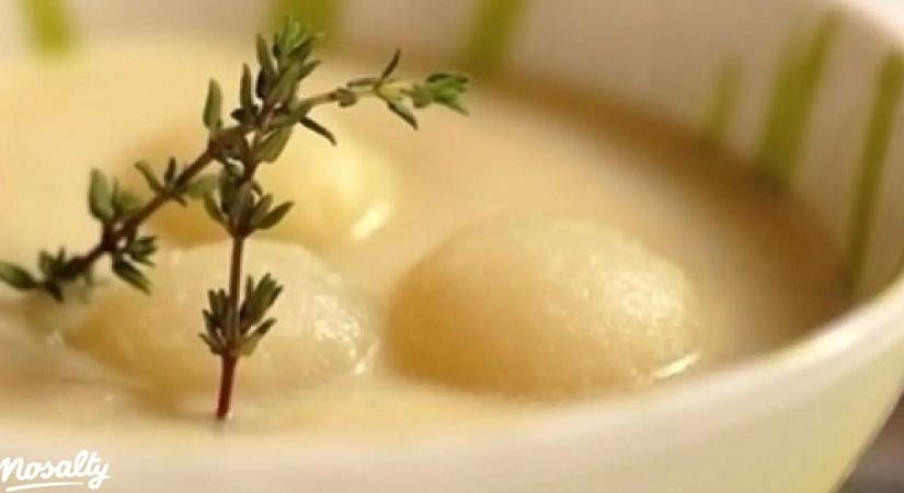 Duplán jó: Karalábéleves karalábégombóccal