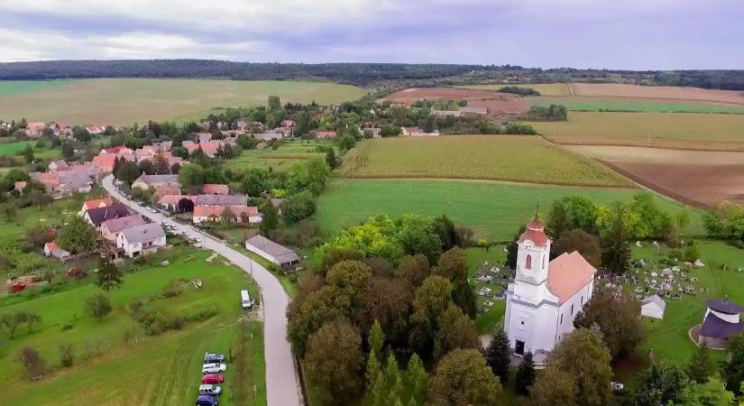 Eldőlt, ezek lettek a legszebb nevű magyar települések