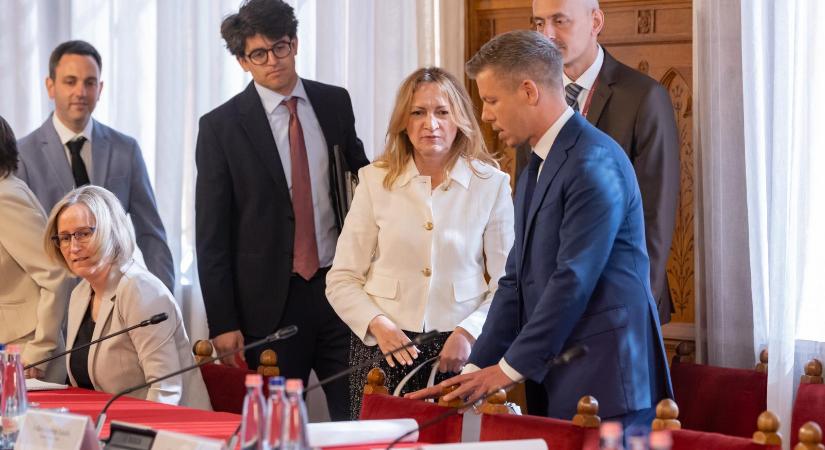 Magyar Péter bejelentette, Bujdosó Andreát javasolja a Tisza-frakció vezetésére