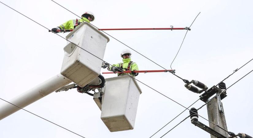 Élvezd ki, hogy még van, mert hamarosan már a fél hajdú-bihari városban nem lesz áram!