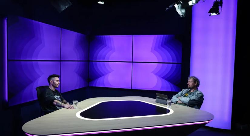 Önként rendőröknek átadott kábítószer, elviselhetetlen propaganda és szétcringelt Jaber – erős részletek a ByeAlex-interjúból