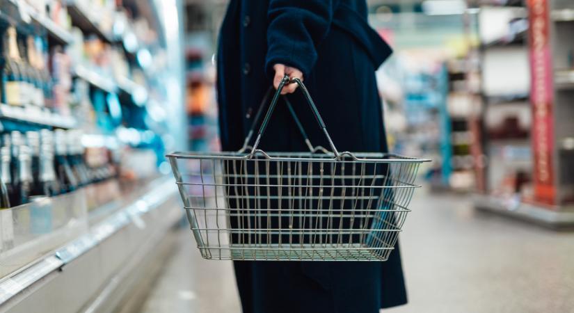 Itt a csavar: a Tisza-kormány döntheti el, mi lesz az árrésstop sorsa