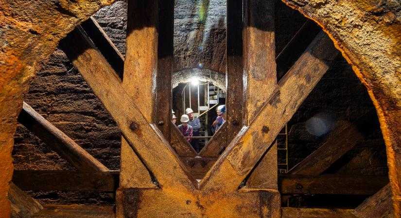 Világszenzáció, az egyiptomi piramisok alá mentek, ám ami ott várta őket, arra nem volt felkészülve a világ