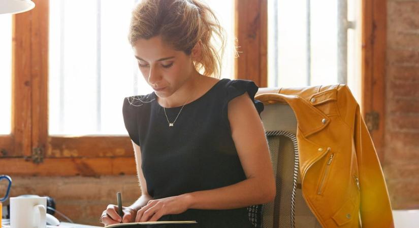 Az ülő életmód hatása sem mindig egyforma: egy apróság csökkentheti a demencia kockázatát