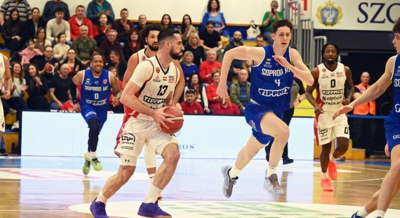 A Sopron ellen rajtol az Olaj a bajnoki rájátszásban